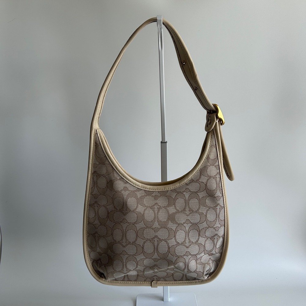 Coach Ergo C2588 Chalk White Signature Jacquard Leather‎ Shoulder Bag Excellent
